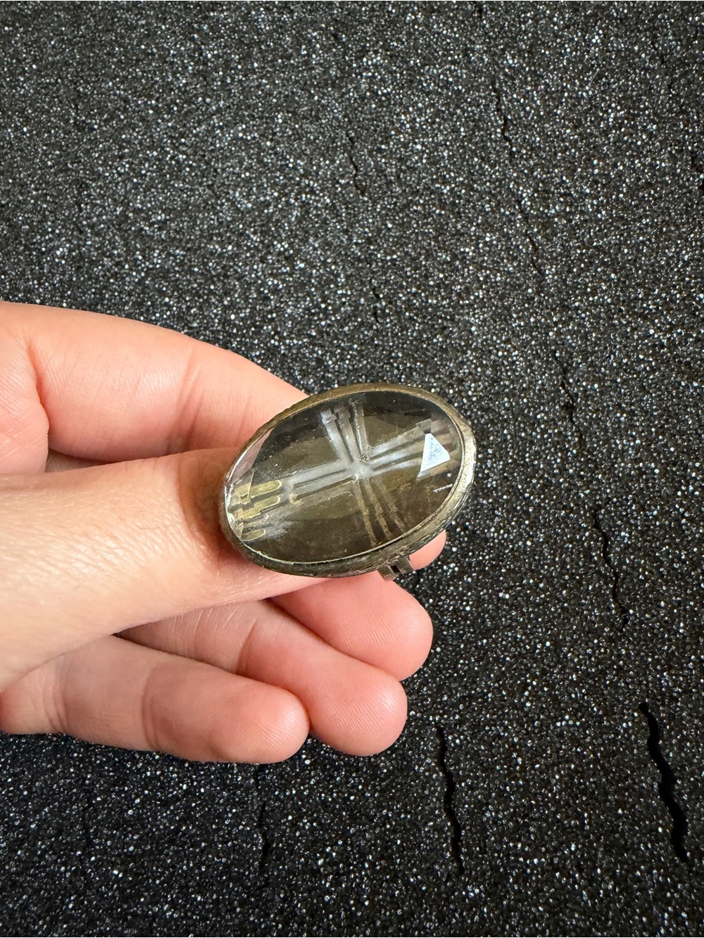 Vintage Cross ring facetted glass Ring size 8.5